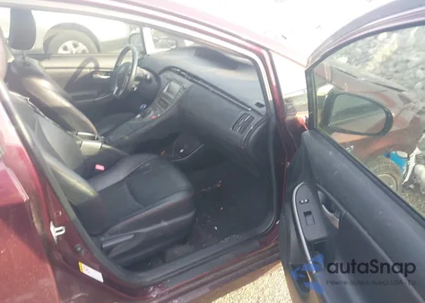 2013 Toyota Prius Three Se z USA, uszkodzony, nr VIN JTDKN3DU0D5571232